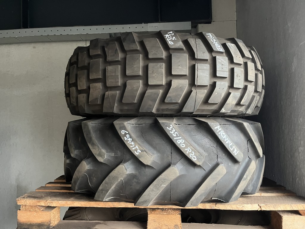12.5 r20 335/80r20 te koop bij Jaap Verboon
