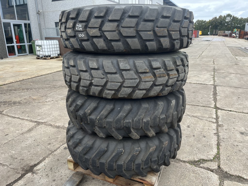 14.00 r24 te koop bij Jaap Verboon