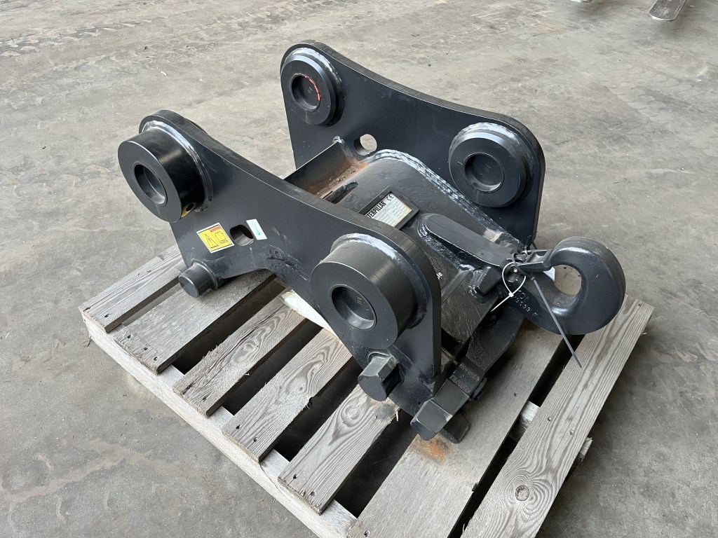 CW40S Caterpillar 320D te koop bij Jaap Verboon