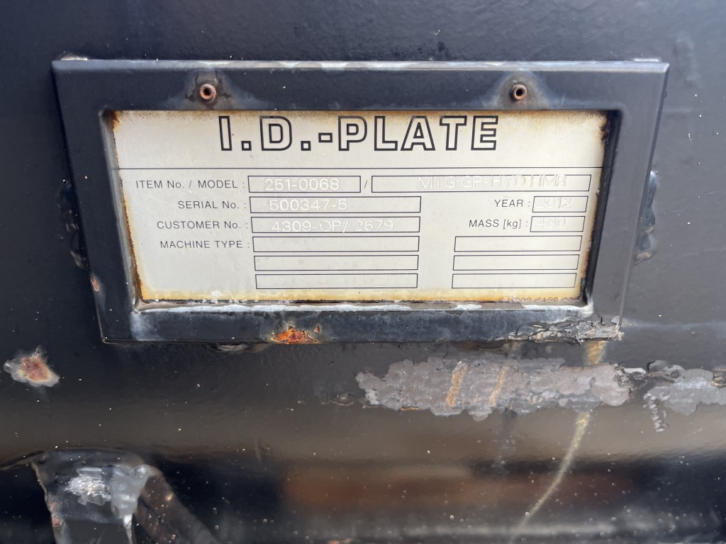 Caterpillar adapterplate SKP te koop bij Jaap Verboon