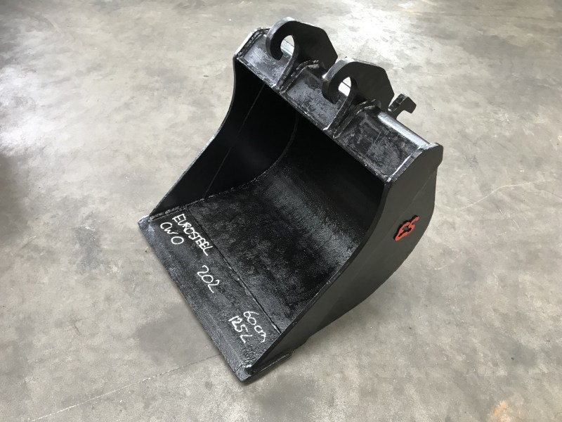 Dieplepelbak CW0 te koop bij Jaap Verboon