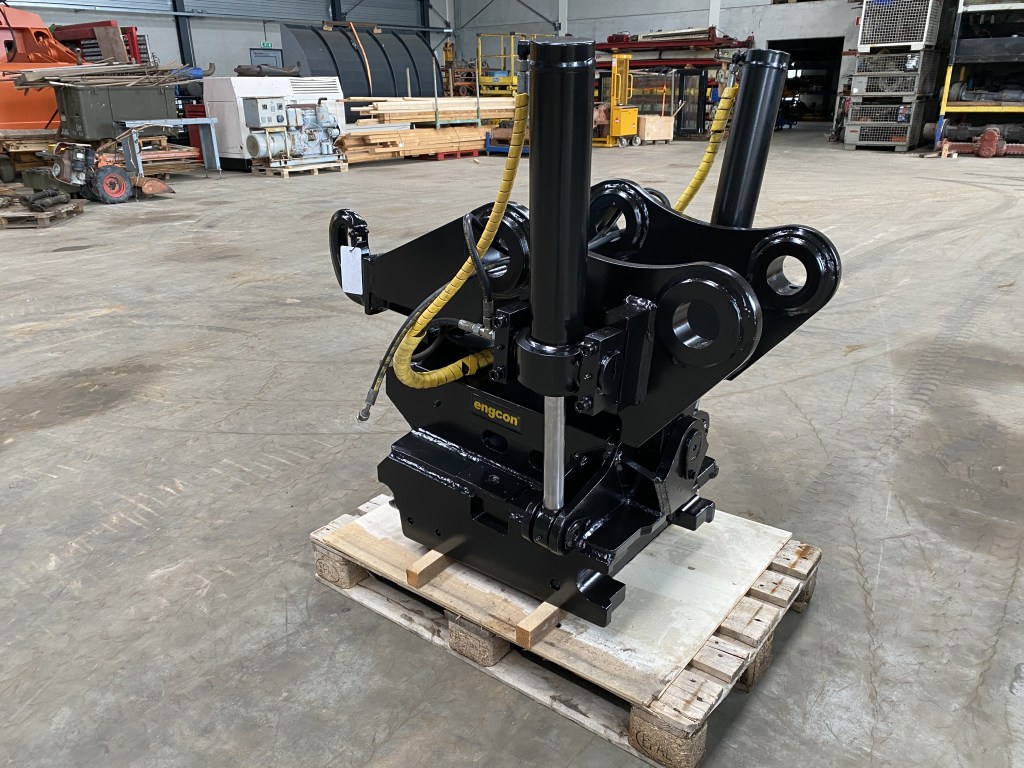 Engcon TF32 te koop bij Jaap Verboon