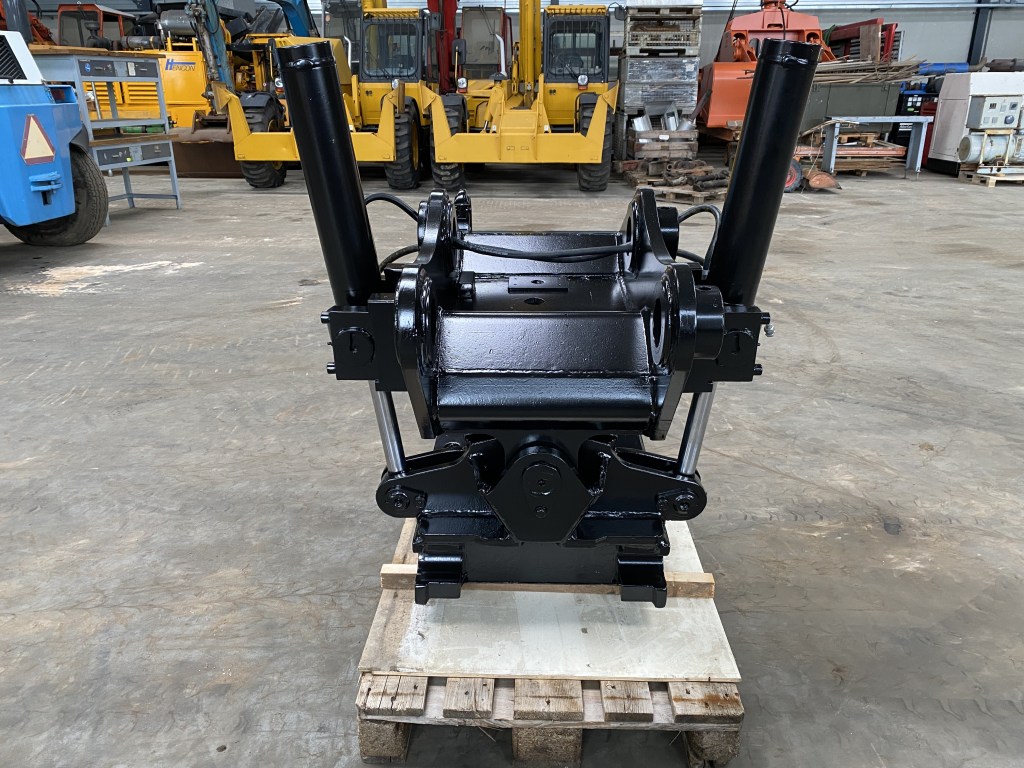 Engcon TF32 te koop bij Jaap Verboon