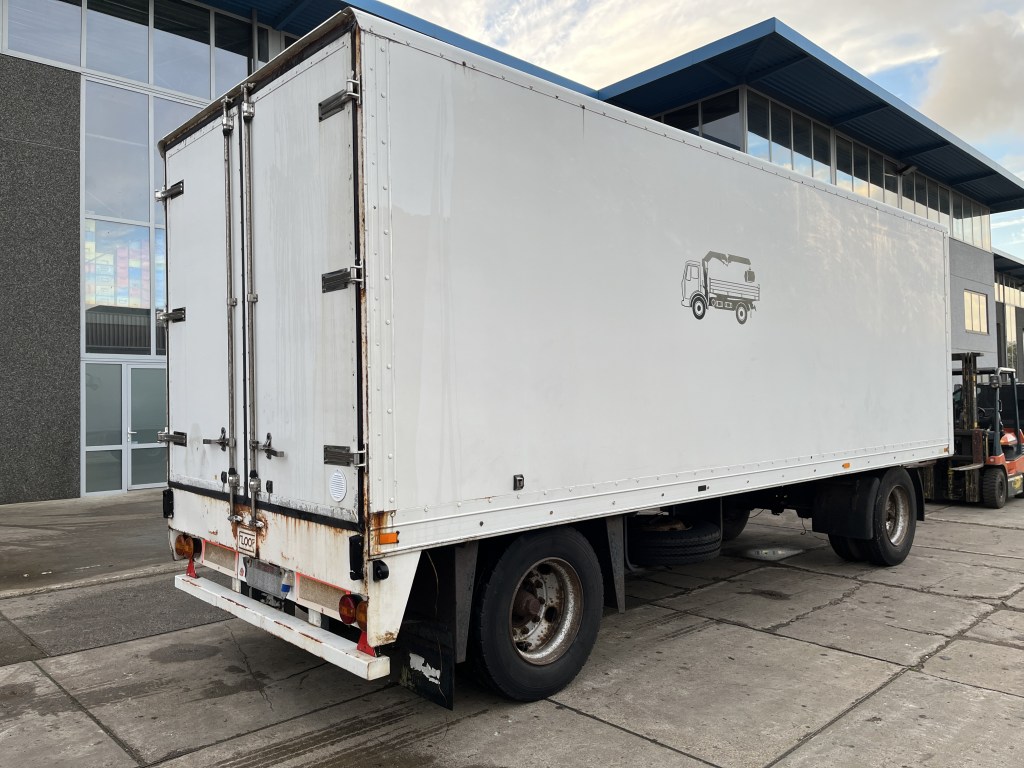 Floor gesloten aanhangwagen te koop bij Jaap Verboon