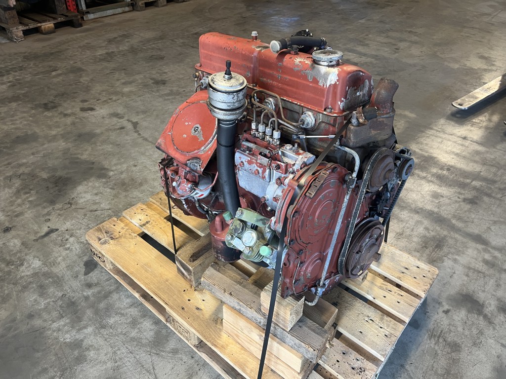 Ford 2701E te koop bij Jaap Verboon