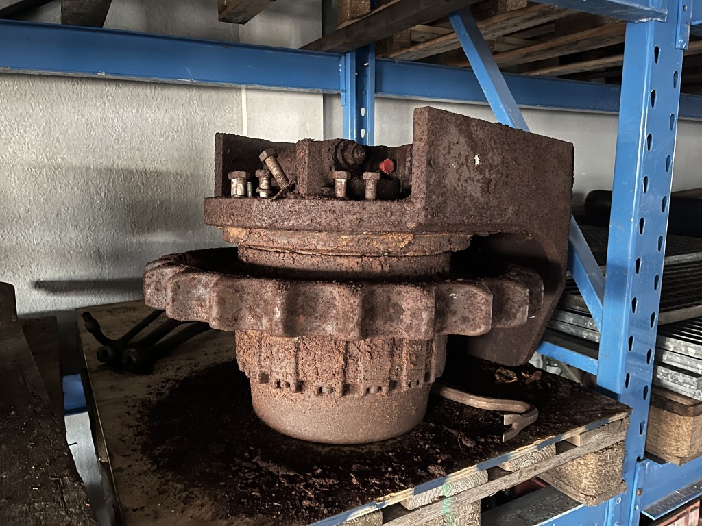 HITACHI FH150 FINAL DRIVE te koop bij Jaap Verboon