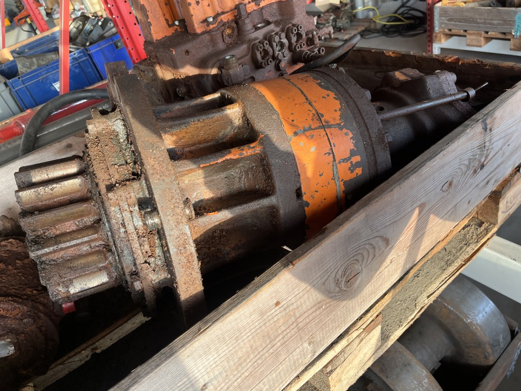 Hitachi swing device te koop bij Jaap Verboon