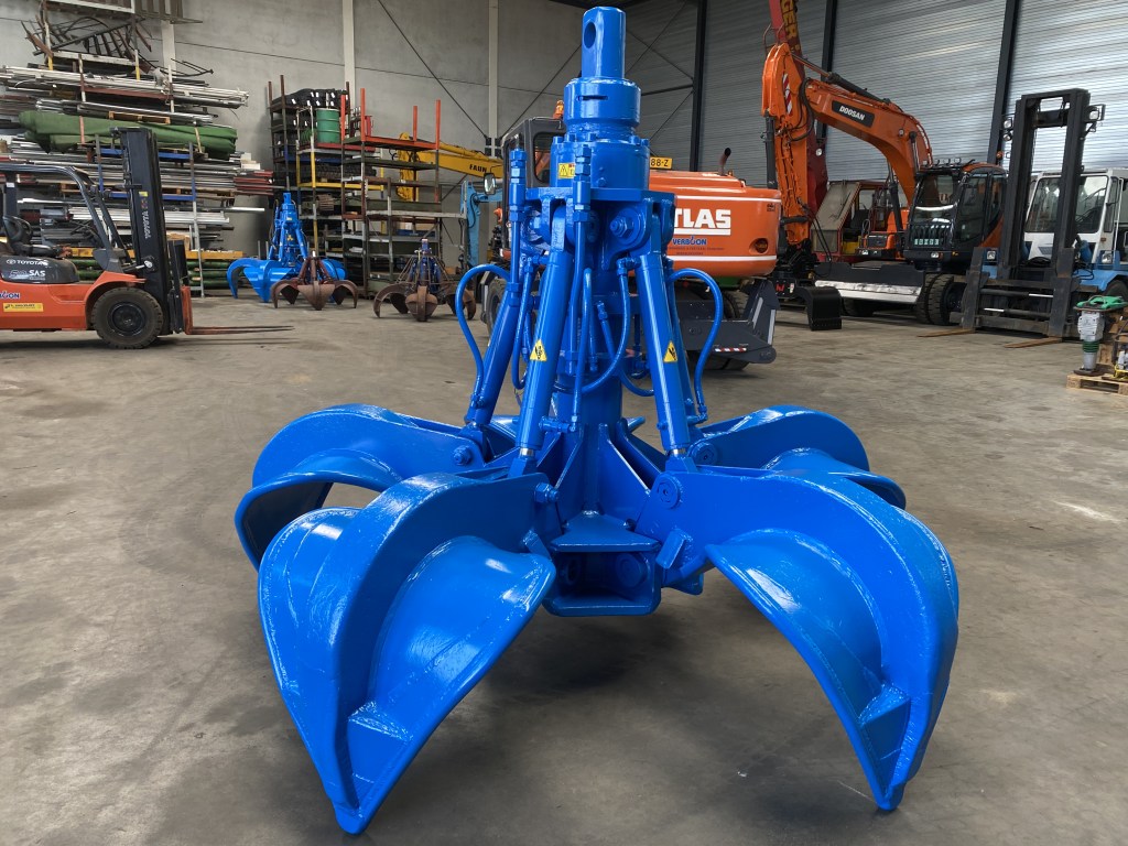 J&B 1,1m3 te koop bij Jaap Verboon