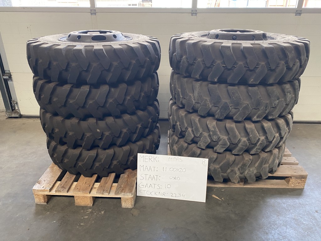 Mitas 1100x20 te koop bij Jaap Verboon