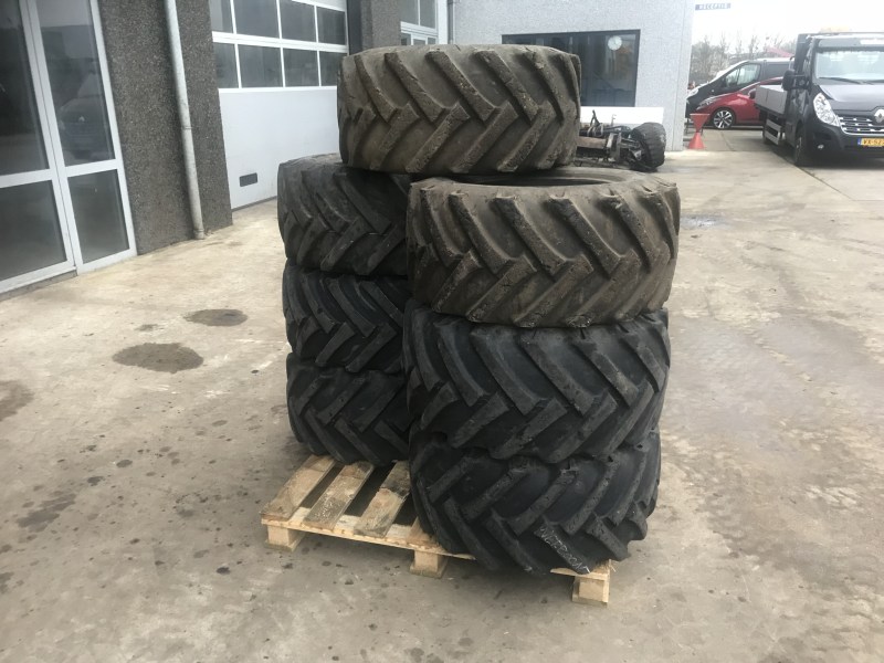 Shovel banden 15.0/55-17 te koop bij Jaap Verboon