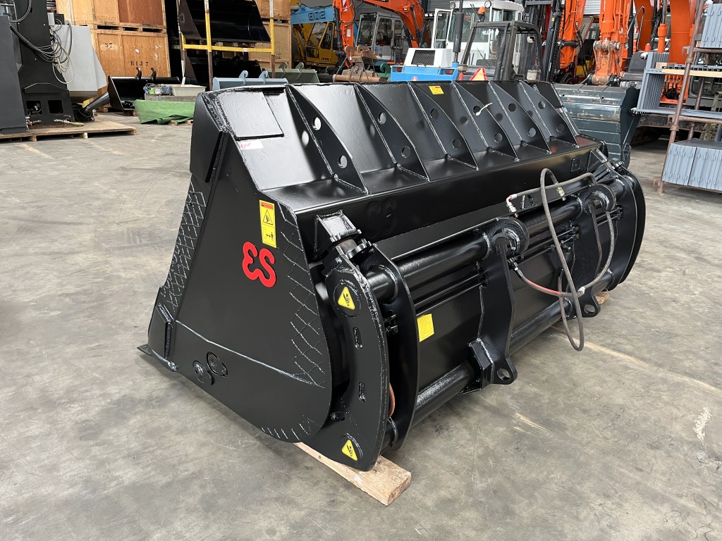 Volvo hoogkiepbak te koop bij Jaap Verboon