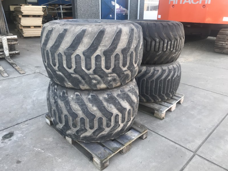 banden 600/50-22,5 te koop bij Jaap Verboon