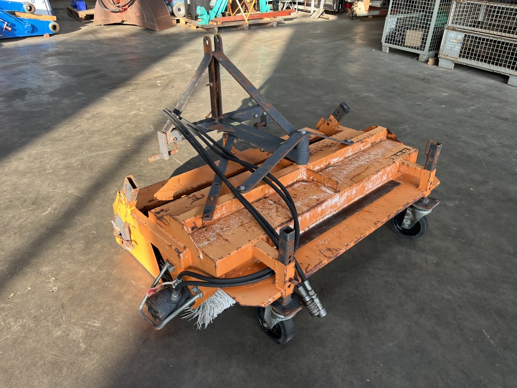 bema 20 hydraulische veegbezem te koop bij Jaap Verboon