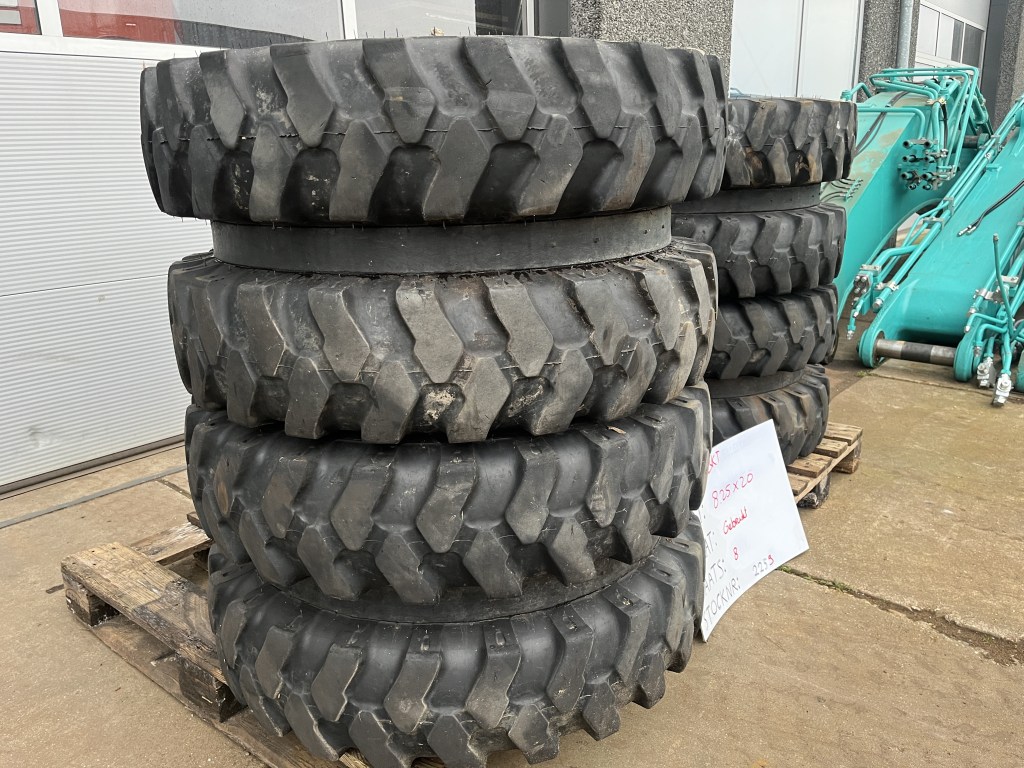 bkt 8.25x20 te koop bij Jaap Verboon