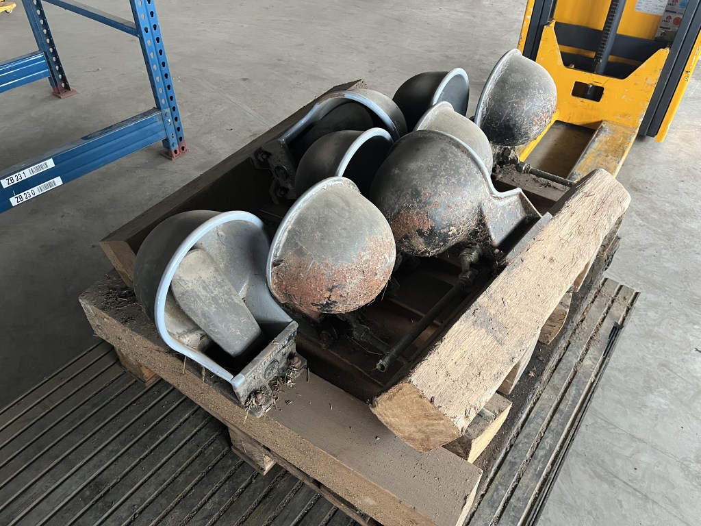 brouwers drinkbak te koop bij Jaap Verboon