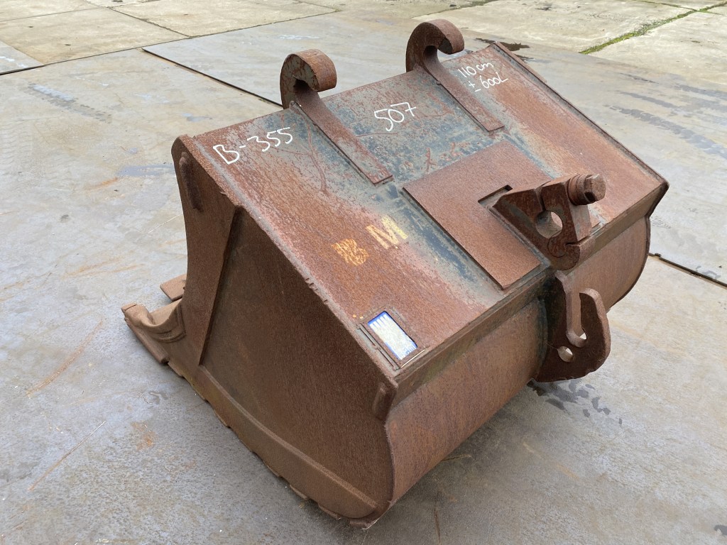 bucket b-355 te koop bij Jaap Verboon