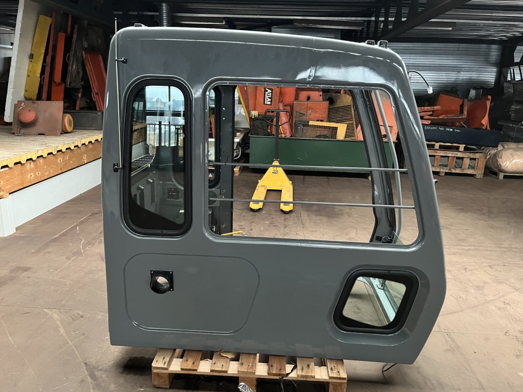 cabine KATO te koop bij Jaap Verboon