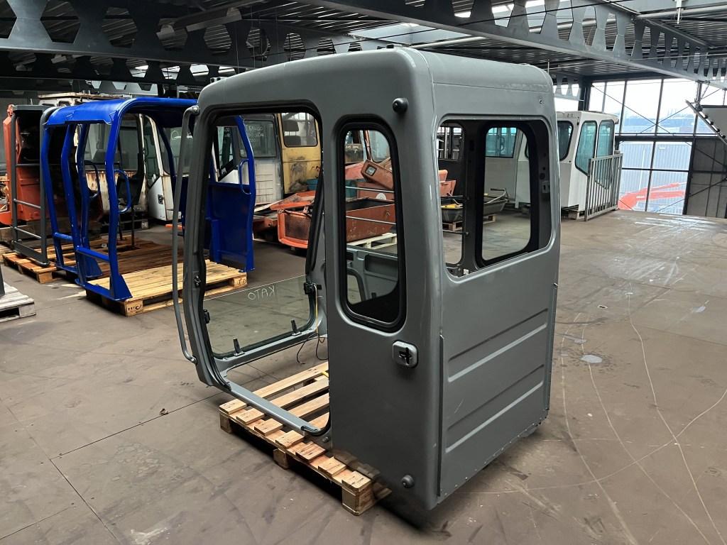 cabine KATO te koop bij Jaap Verboon