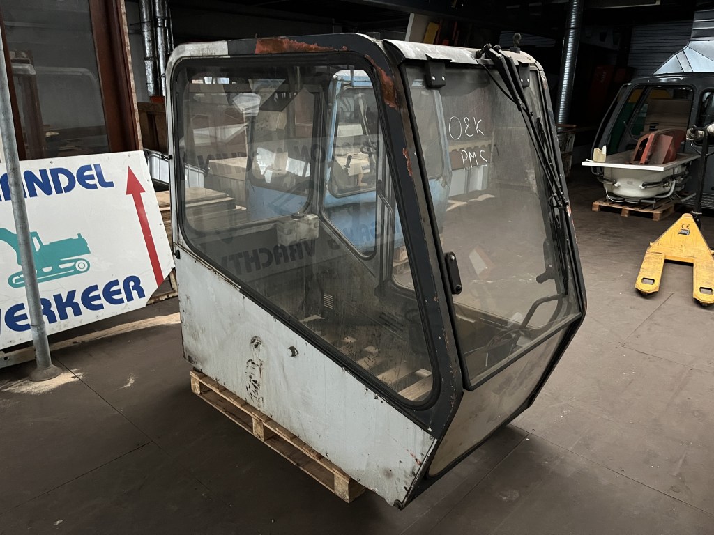 cabine O&K te koop bij Jaap Verboon