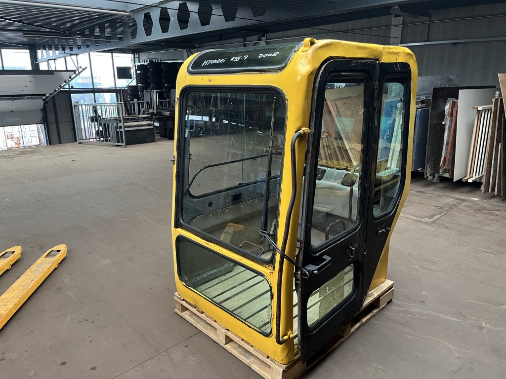 cabine hyundai te koop bij Jaap Verboon