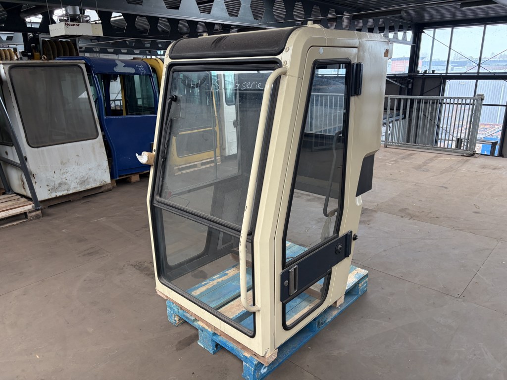 cabine ihi is g serie te koop bij Jaap Verboon