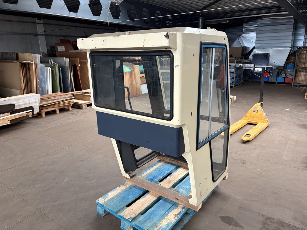 cabine ihi is g serie te koop bij Jaap Verboon