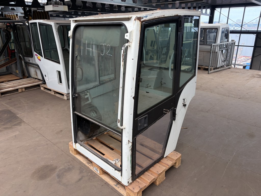 cabine ihi j 2 te koop bij Jaap Verboon