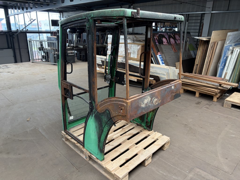 cabine terec hr12 2004 te koop bij Jaap Verboon
