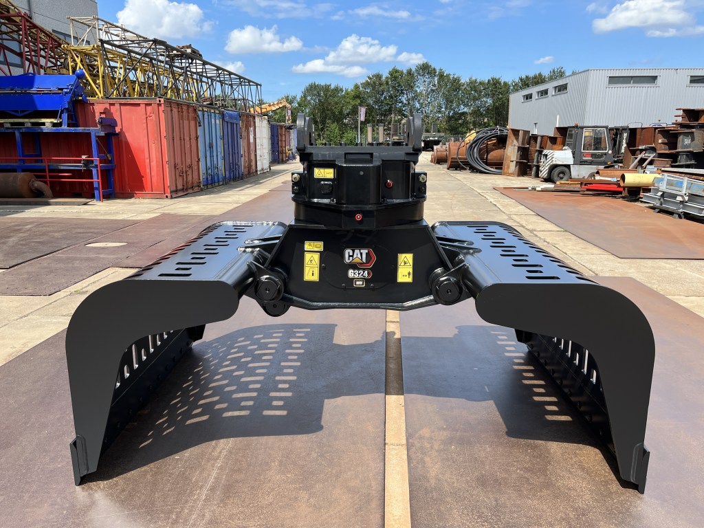 caterpillar g 324 wh 2020 2m3 te koop bij Jaap Verboon