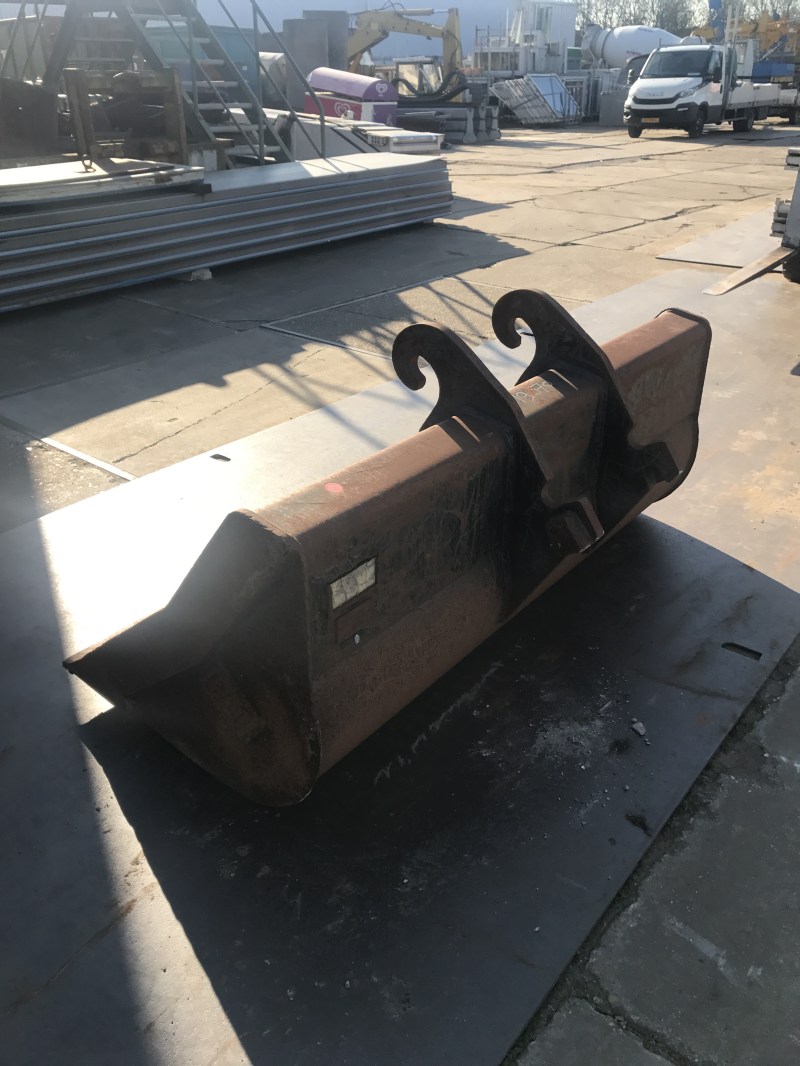 caterpillar slotenbak 15 te koop bij Jaap Verboon