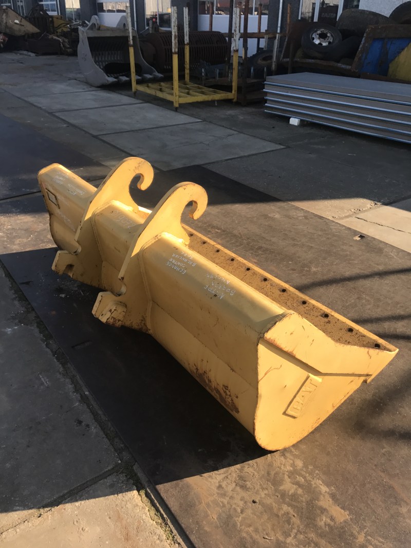 caterpillar slotenbak 16 te koop bij Jaap Verboon