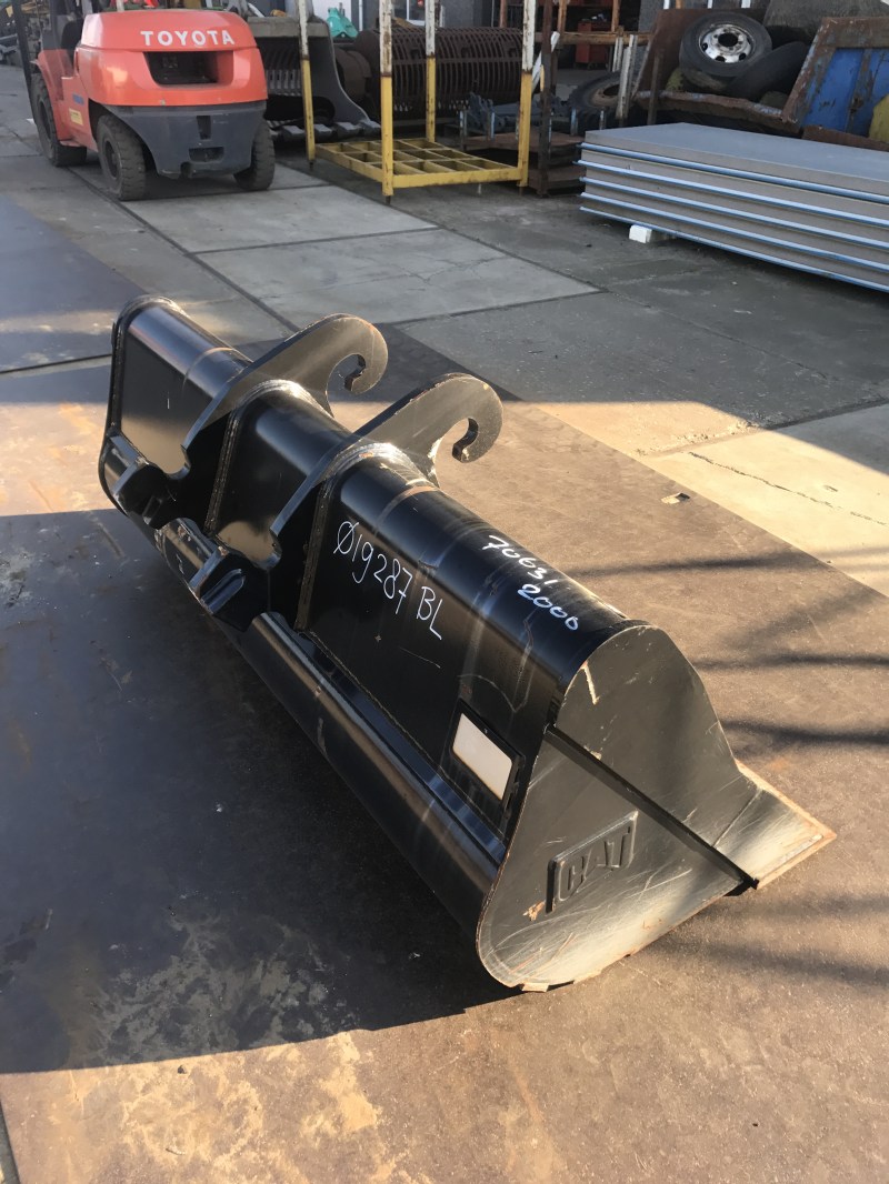 caterpillar slotenbak 17 te koop bij Jaap Verboon