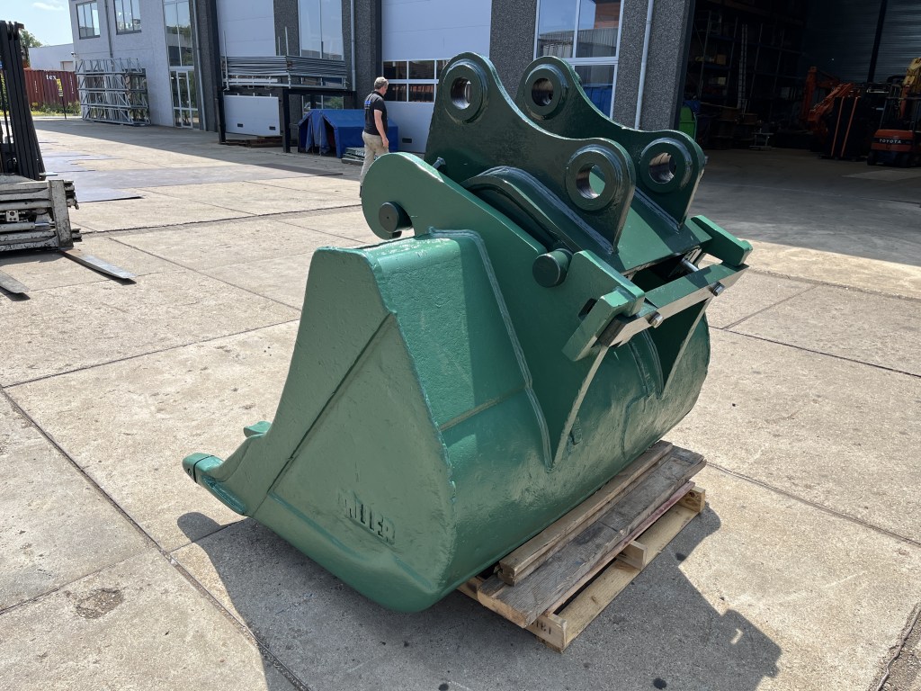 caterpillar teeth bucket te koop bij Jaap Verboon