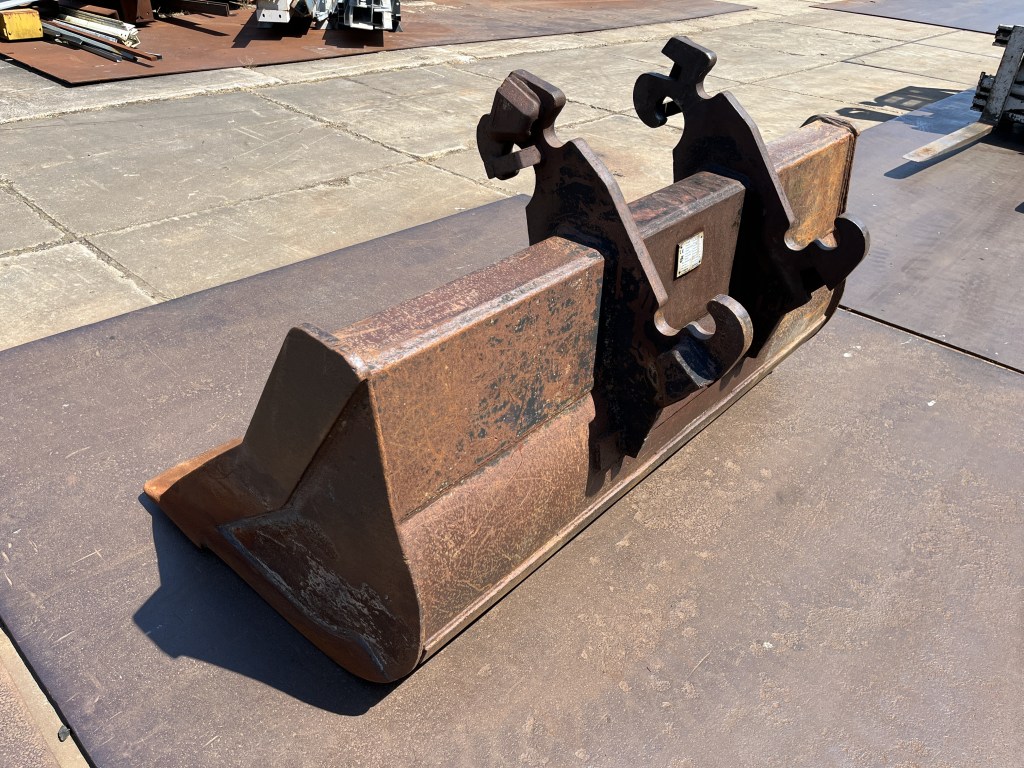 cklein 200cm bucket te koop bij Jaap Verboon