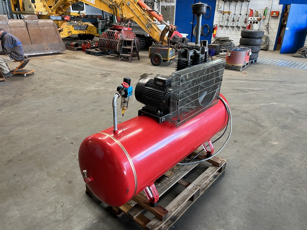 compressor 380v te koop bij Jaap Verboon