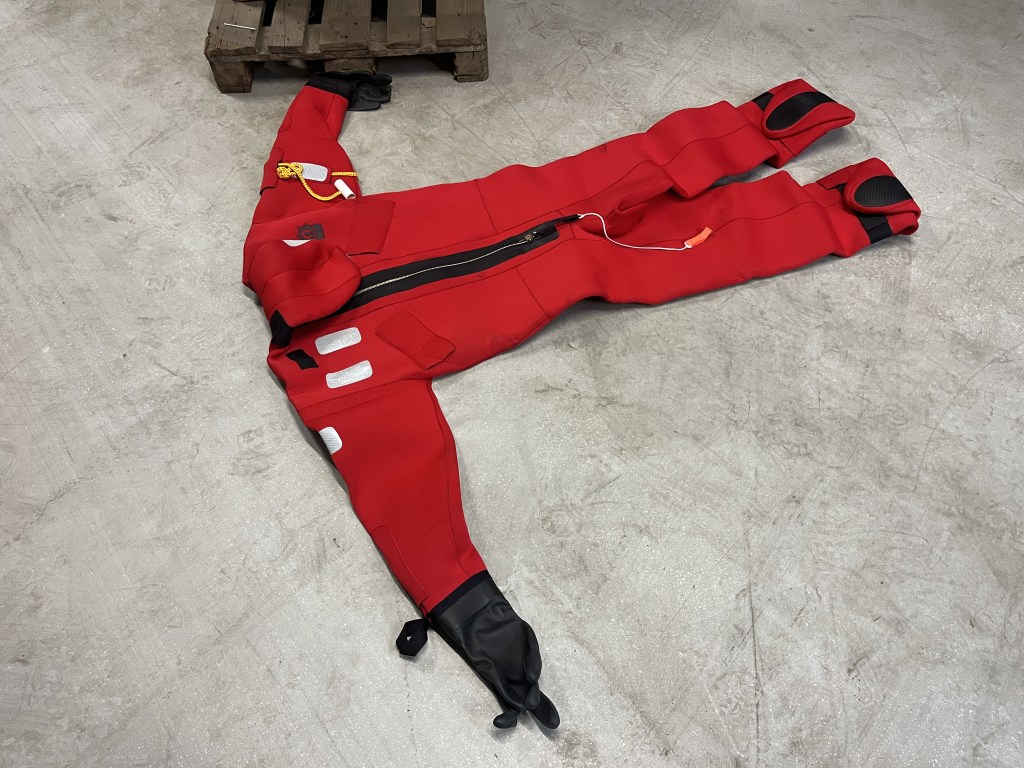 crewsaver overleningspak te koop bij Jaap Verboon