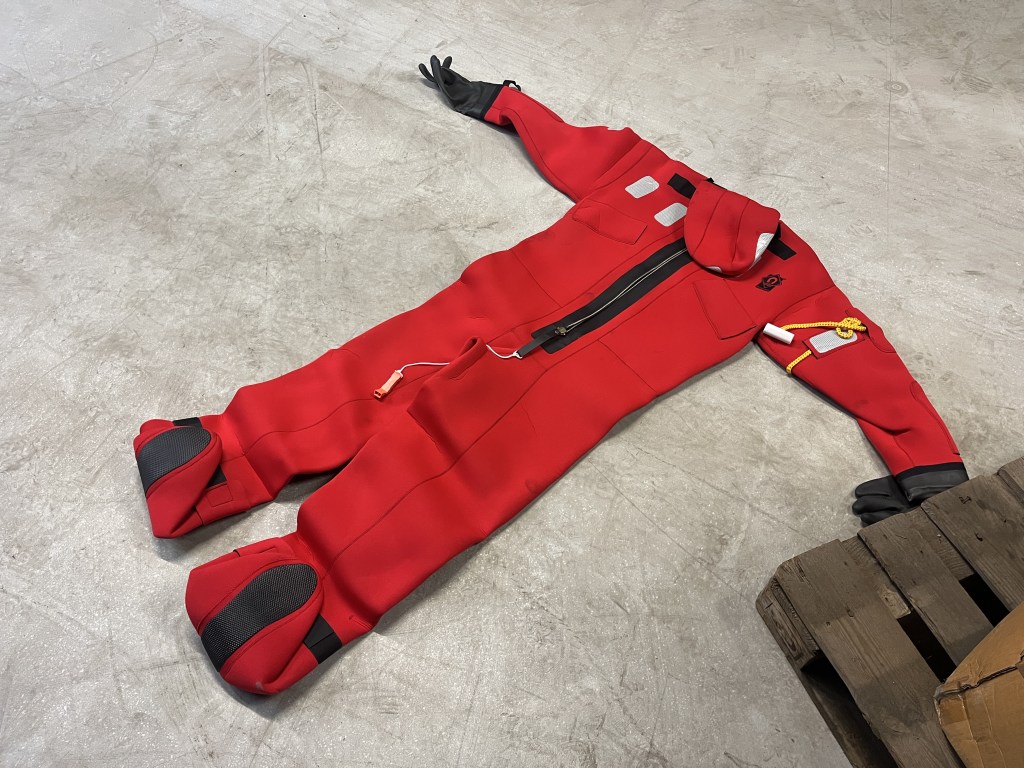 crewsaver overleningspak te koop bij Jaap Verboon