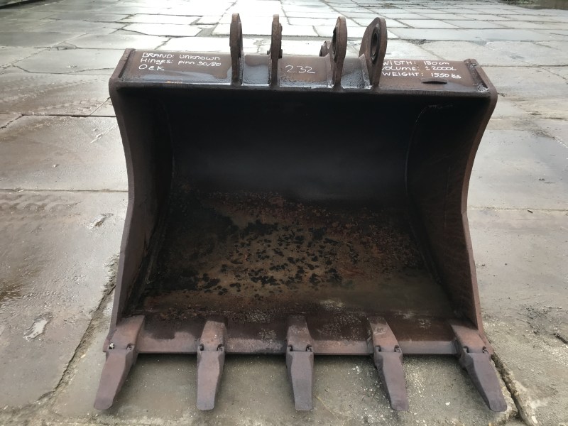 dieplepelbak 2000L te koop bij Jaap Verboon