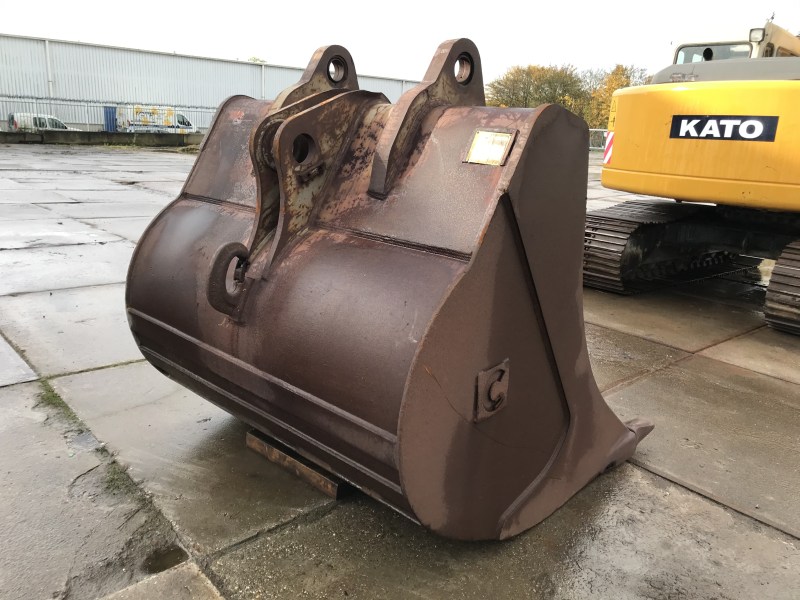 dieplepelbak 3200L te koop bij Jaap Verboon