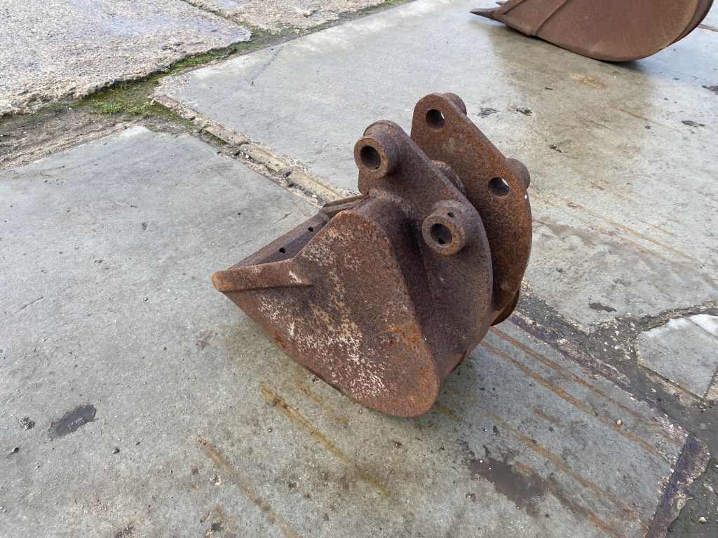 dieplepelbak pinn 30 te koop bij Jaap Verboon