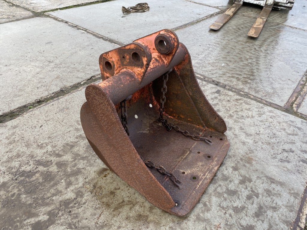 dieplepelbak pinn 40 te koop bij Jaap Verboon