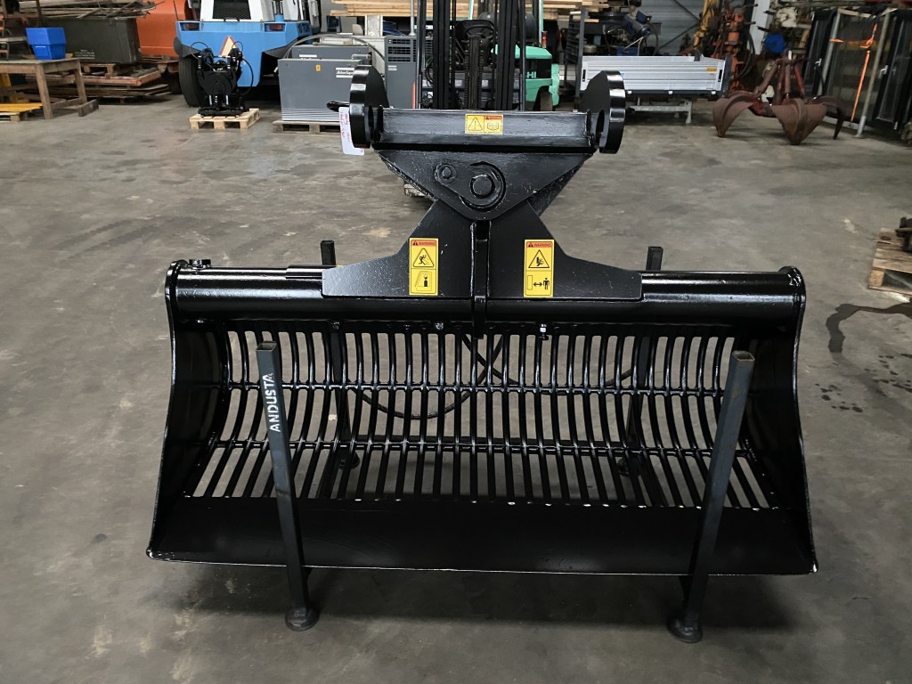 eurosteel kantel puinriek te koop bij Jaap Verboon