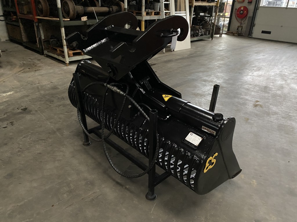 eurosteel kantel puinriek te koop bij Jaap Verboon