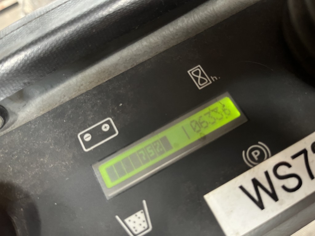 factory cat veeg scrob machine te koop bij Jaap Verboon