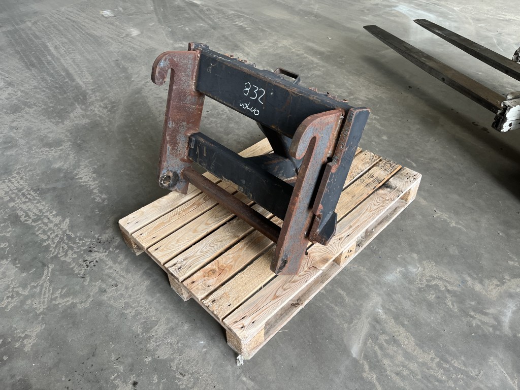 hefmast volvo te koop bij Jaap Verboon