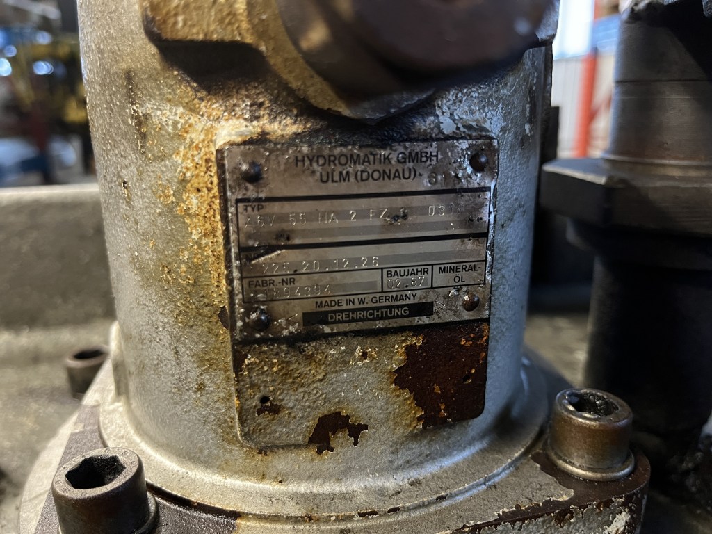 hydraulisch aangedreven naaf te koop bij Jaap Verboon