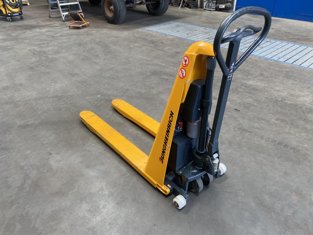 jungheinrich schaarhefwagen te koop bij Jaap Verboon