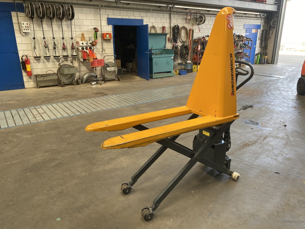 jungheinrich schaarhefwagen te koop bij Jaap Verboon