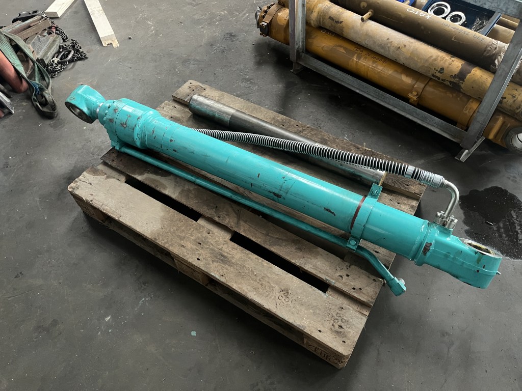 kobelco cilinders sk 230 te koop bij Jaap Verboon