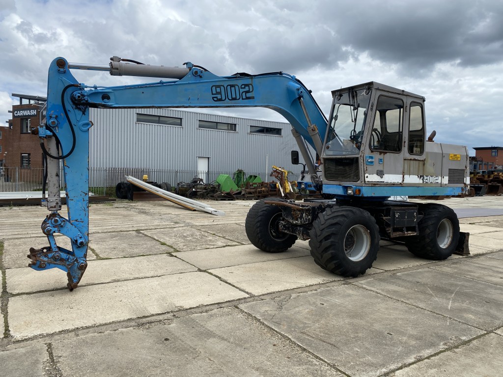 liebherr a902 te koop bij Jaap Verboon